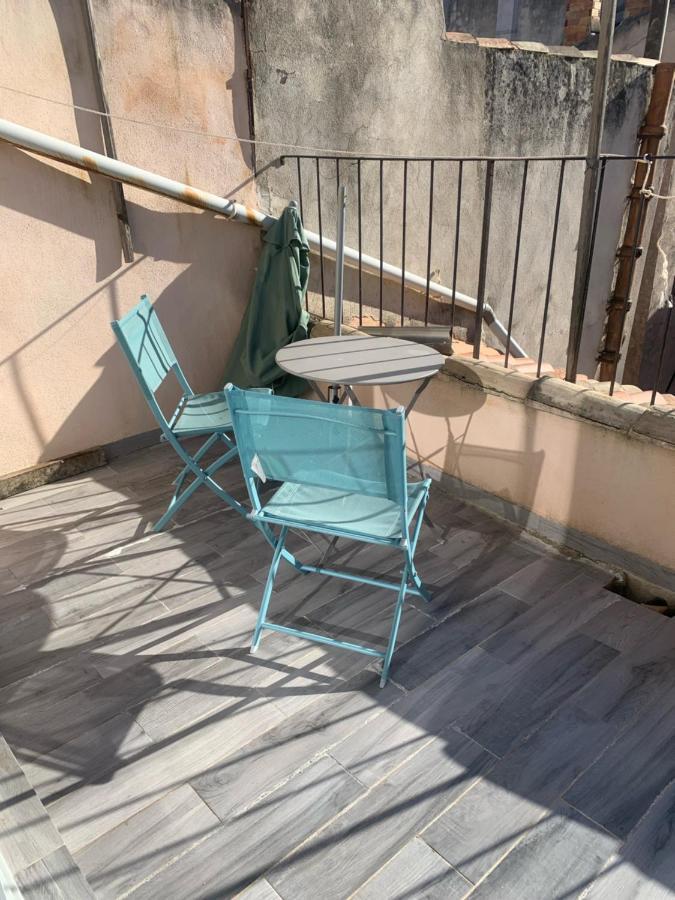 Studio Avec Terrasse Aix-en-Provence Exterior photo